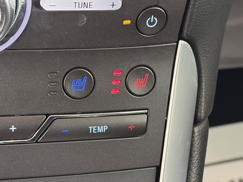 Used 2018 Ford Edge Titanium w/ Equipment Group 301A image 27