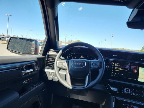 New 2026 GMC Sierra 1500 AT4 w/ AT4 Premium Package AWD/4WD image 12