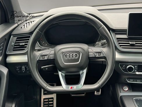 Used 2018 Audi SQ5 Premium Plus w/ S Sport Package AWD/4WD image 9