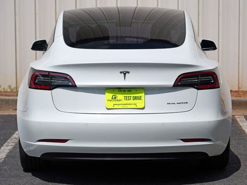 Used 2022 Tesla Model 3 Long Range AWD/4WD image 53