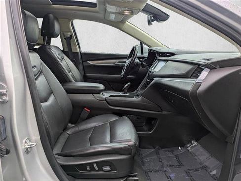 Used 2018 Cadillac XT5 Premium Luxury image 19