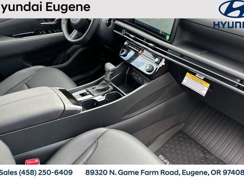 New 2025 Hyundai Santa Cruz XRT image 17