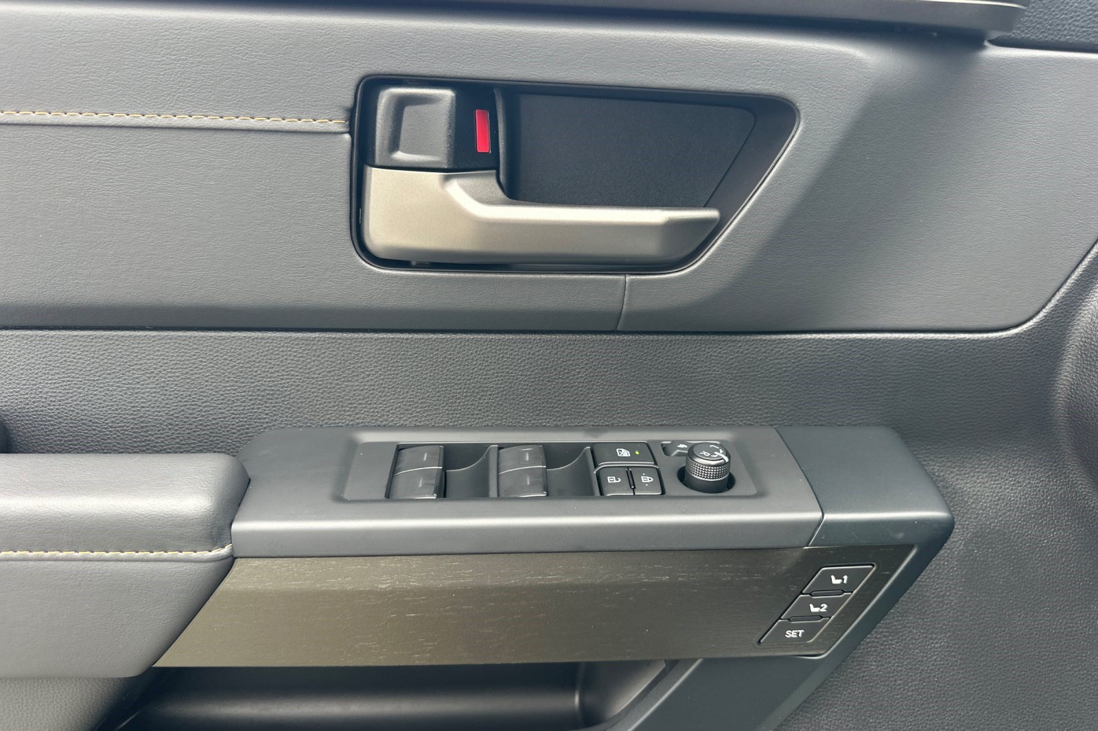 New 2026 Toyota Tundra Capstone AWD/4WD image 13