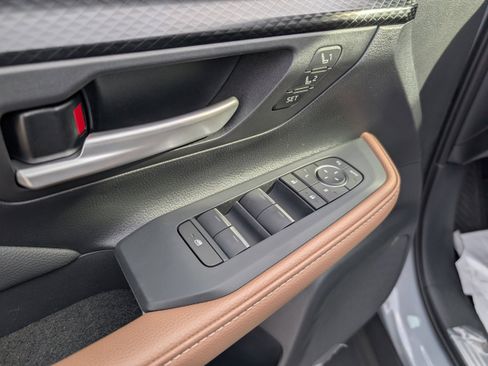 New 2026 Toyota Grand Highlander AWD Hybrid image 10