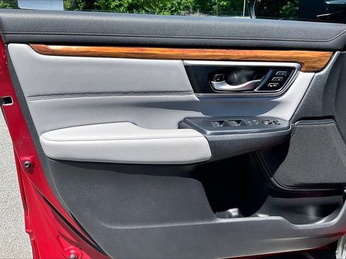 Used 2020 Honda CR-V Touring image 27