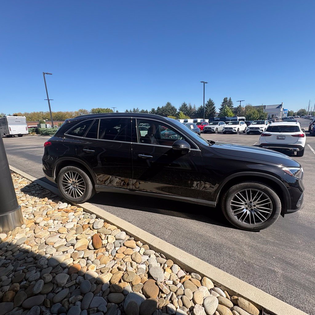 Certified 2026 Mercedes-Benz GLC 300 4MATIC image 5
