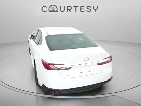 Certified 2026 Toyota Camry SE FWD image 8