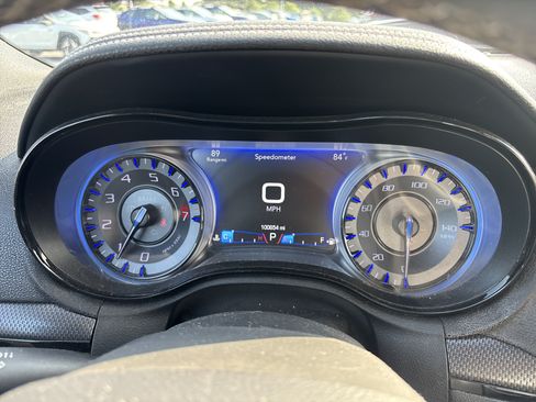 Used 2016 Chrysler 300 S AWD/4WD image 5