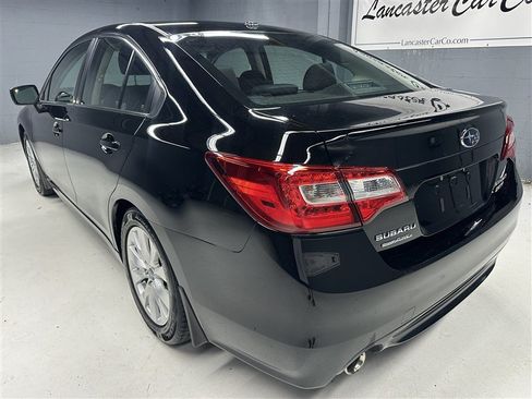 Used 2015 Subaru Legacy 2.5i Premium w/ Popular Package #2 AWD/4WD image 4