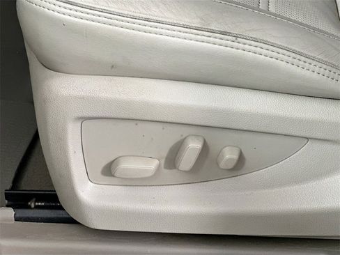 Used 2020 GMC Yukon Denali w/ Open Road Package image 23