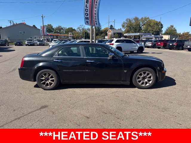 Used 2007 Chrysler 300 C w/ Protection Group II RWD image 2