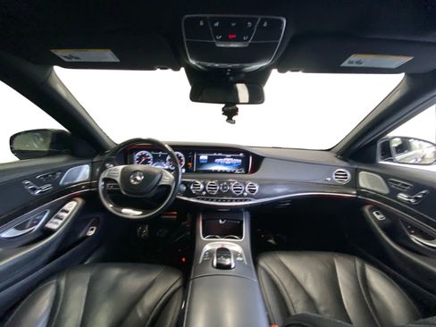 Used 2016 Mercedes-Benz S 550 4MATIC Sedan image 17
