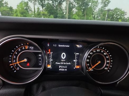 Used 2019 Jeep Wrangler Unlimited Sport S AWD/4WD image 9