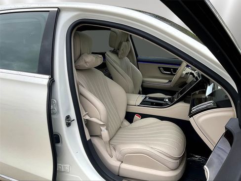 Used 2022 Mercedes-Benz S 580 4MATIC Sedan image 29