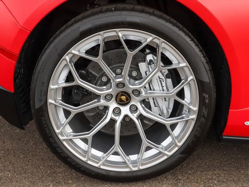 Used 2024 Lamborghini Huracan EVO AWD/4WD image 34