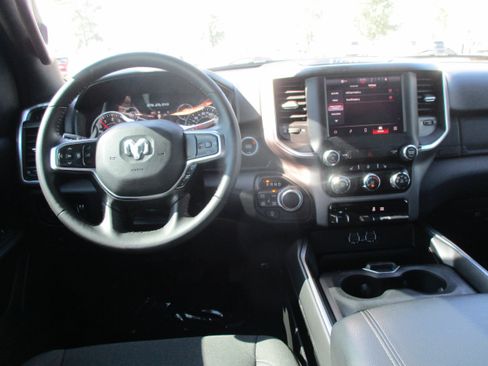 Used 2024 RAM 1500 Big Horn AWD/4WD image 16