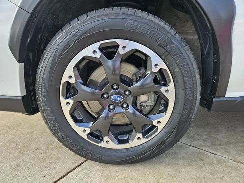 Used 2021 Subaru Crosstrek 2.0i Premium w/ Moonroof Package image 9