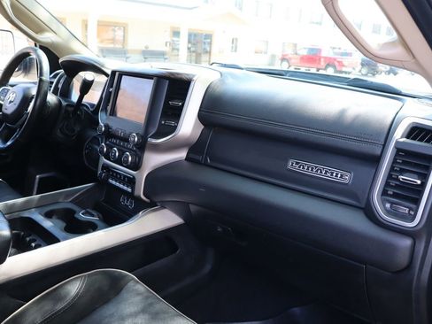 Used 2020 RAM 3500 Laramie AWD/4WD image 17