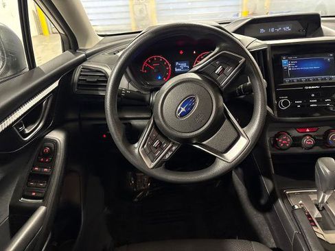 Used 2017 Subaru Impreza 2.0i Premium image 23