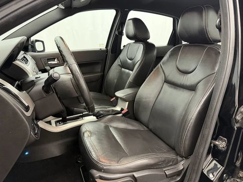Used 2008 Ford Focus SE FWD image 9