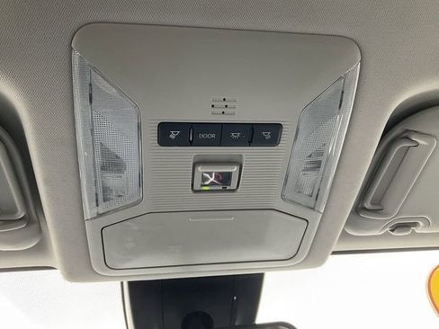 Used 2024 Toyota RAV4 Adventure image 16