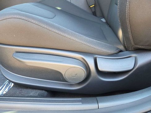 New 2026 Hyundai Elantra SEL Sport FWD image 17