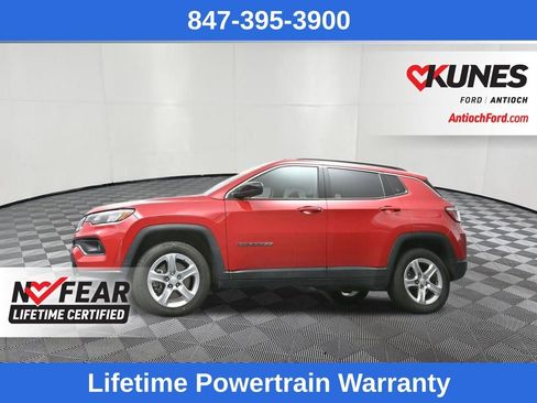 Used 2024 Jeep Compass Latitude w/ Altitude Special Edition image 45