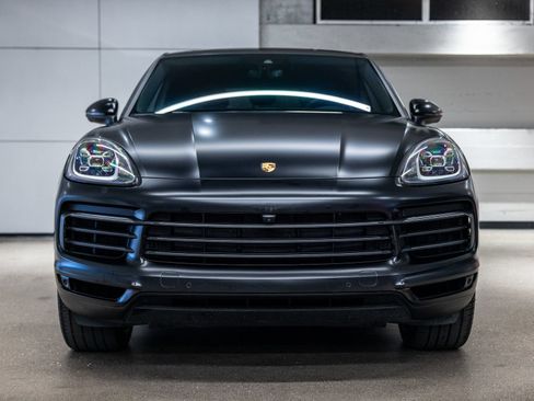 Used 2023 Porsche Cayenne Platinum Edition w/ Towing Package w/o Tow Ball AWD/4WD image 10