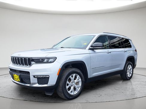 Used 2023 Jeep Grand Cherokee L Limited AWD/4WD image 14