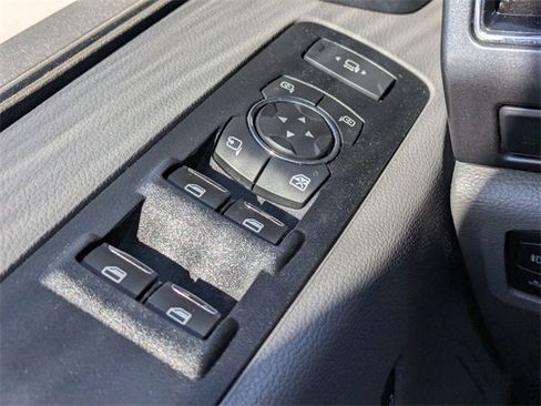 Used 2022 Ford F250 XLT w/ XLT Premium Package image 23