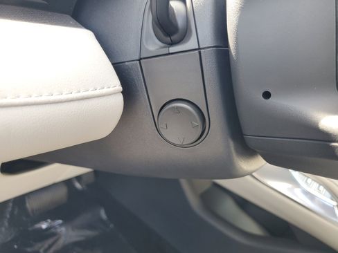 New 2026 Lincoln Nautilus Premier w/ Equipment Group 102A image 15