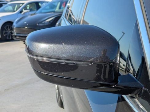 Used 2019 BMW 530e w/ Convenience Package image 10