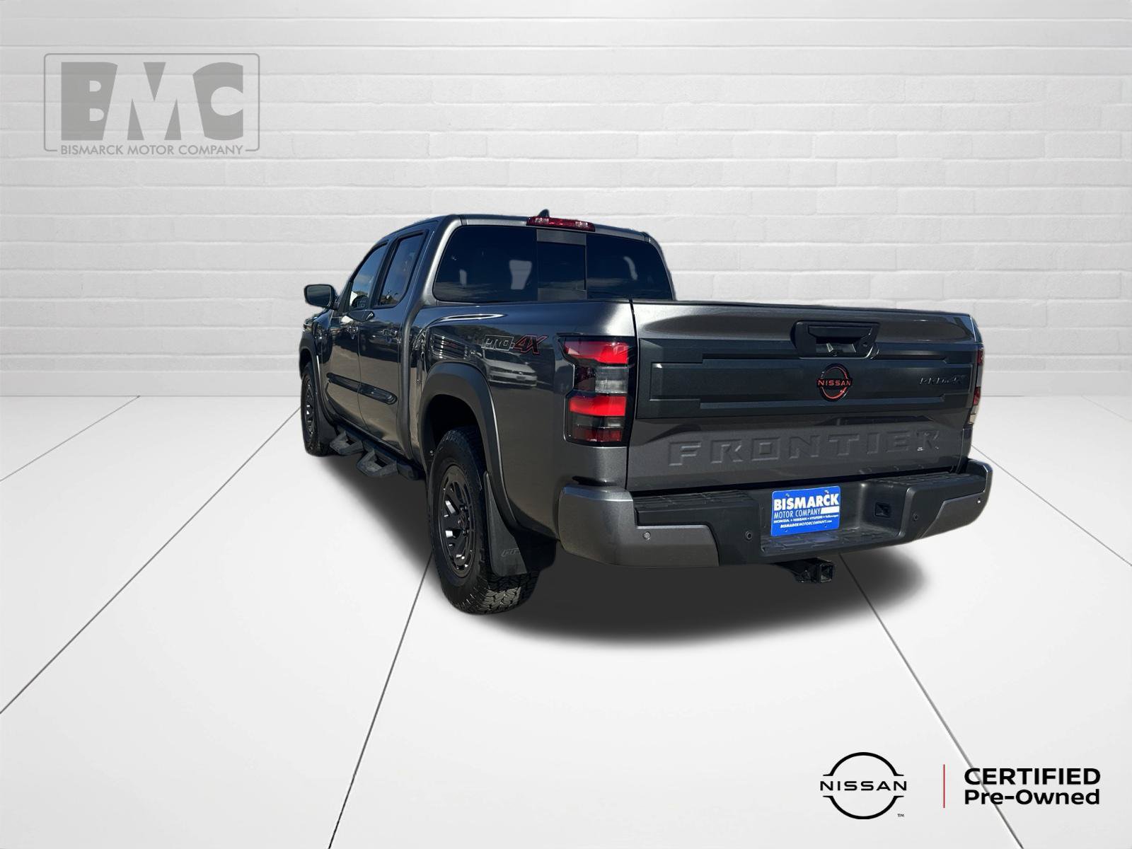 Used 2025 Nissan Frontier PRO-4X AWD/4WD image 4