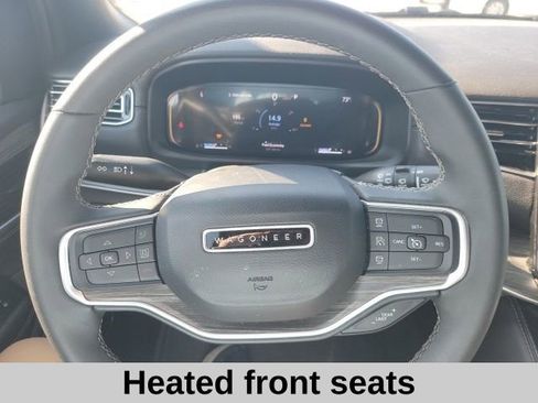 Used 2024 Jeep Wagoneer Series II w/ Flexible Seating Group RWD image 15