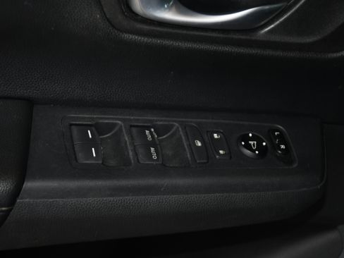 Used 2023 Honda CR-V EX image 11