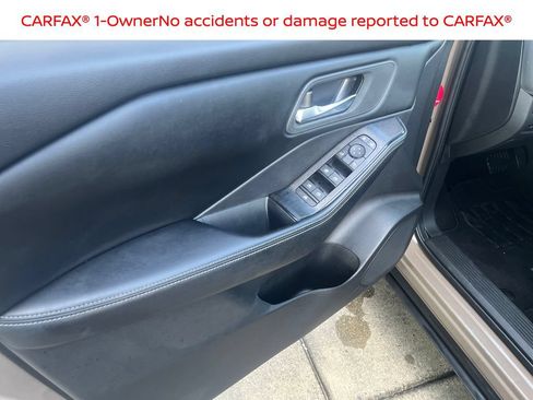 Certified 2025 Nissan Rogue SV AWD/4WD image 13