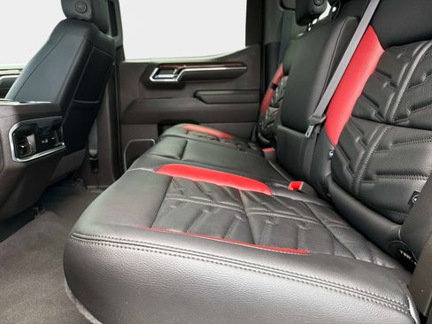 Used 2024 GMC Sierra 1500 Elevation w/ Preferred Package AWD/4WD image 26
