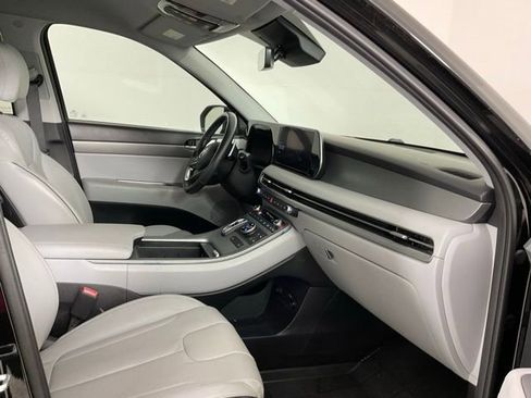Used 2024 Hyundai Palisade SEL image 17