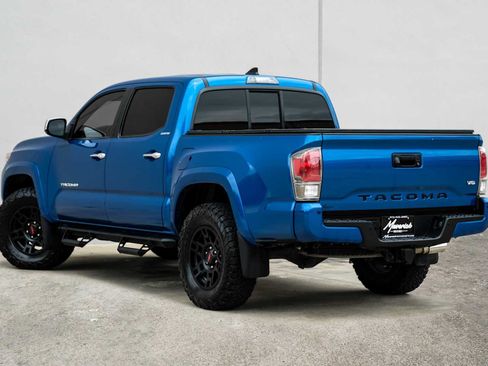 Used 2016 Toyota Tacoma Limited w/ Towing Package RWD image 11