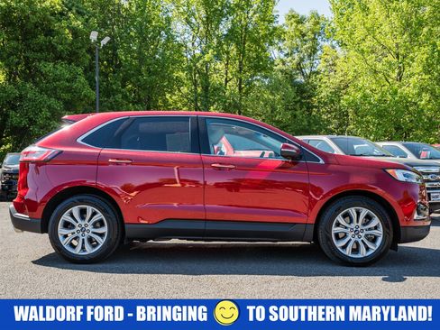 Certified 2020 Ford Edge Titanium w/ Equipment Group 301A AWD/4WD image 3