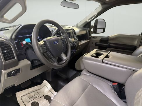 Used 2022 Ford F250 XL w/ STX Appearance Package AWD/4WD image 18