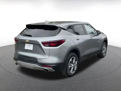 Used 2025 Chevrolet Blazer LT image 12