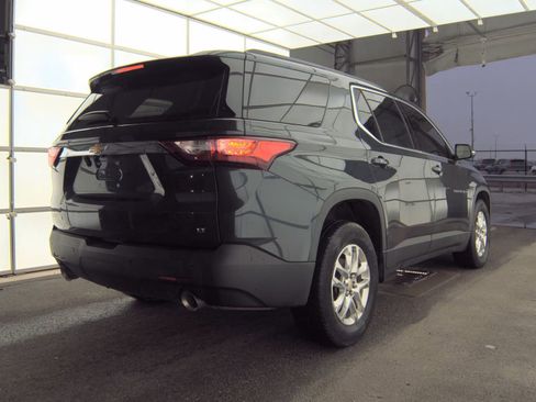 Used 2019 Chevrolet Traverse LT image 4