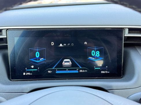 Used 2024 Hyundai Tucson SEL w/ Convenience Package image 18