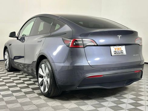 Used 2023 Tesla Model Y Long Range AWD/4WD image 42