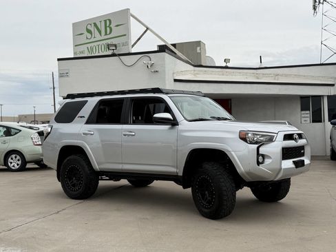 Used 2019 Toyota 4Runner SR5 image 4