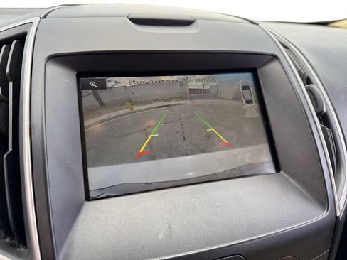 Used 2015 Ford Edge SEL w/ Equipment Group 201A FWD image 13