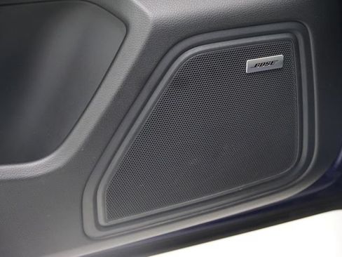Certified 2026 Porsche Macan AWD/4WD image 21