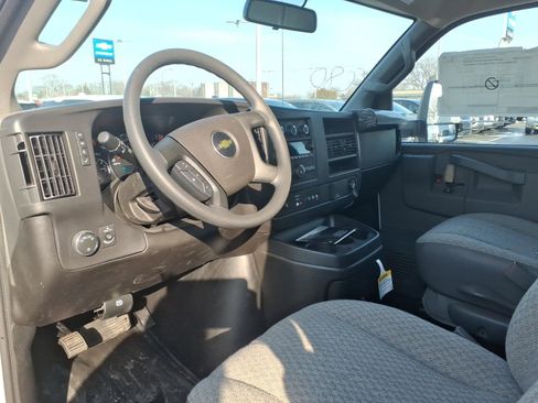 New 2025 Chevrolet Express 3500 w/ Power Convenience Package RWD image 25