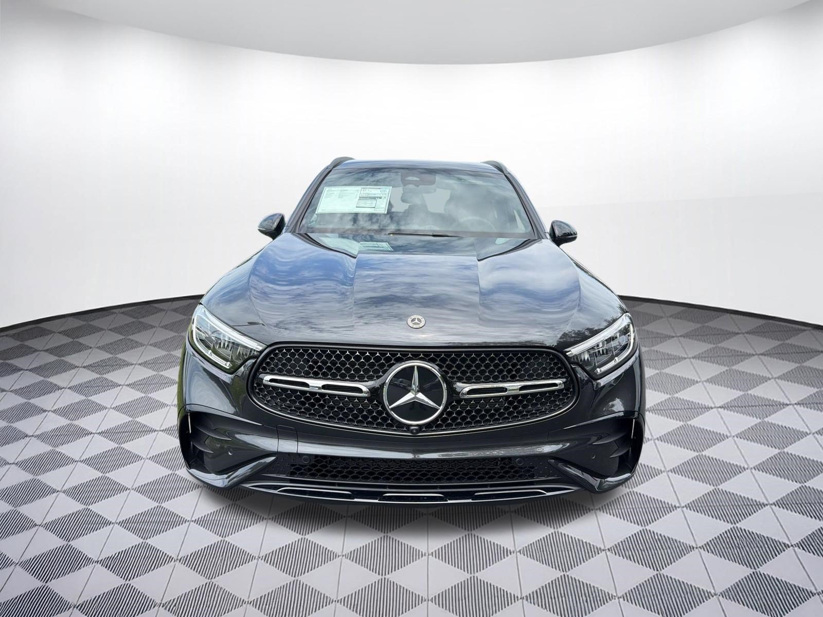 Used 2026 Mercedes-Benz GLC 300 image 6